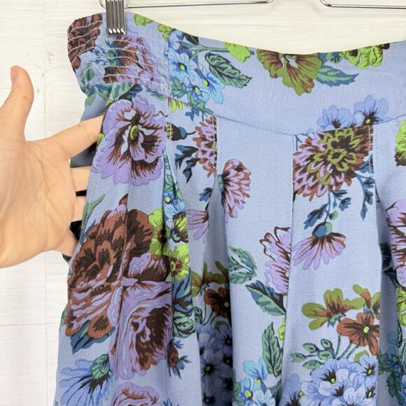 Anthropologie Purple and Blue Floral Wide Leg Pants - Picture 6 of 16